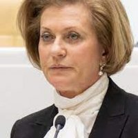 Анна Попова