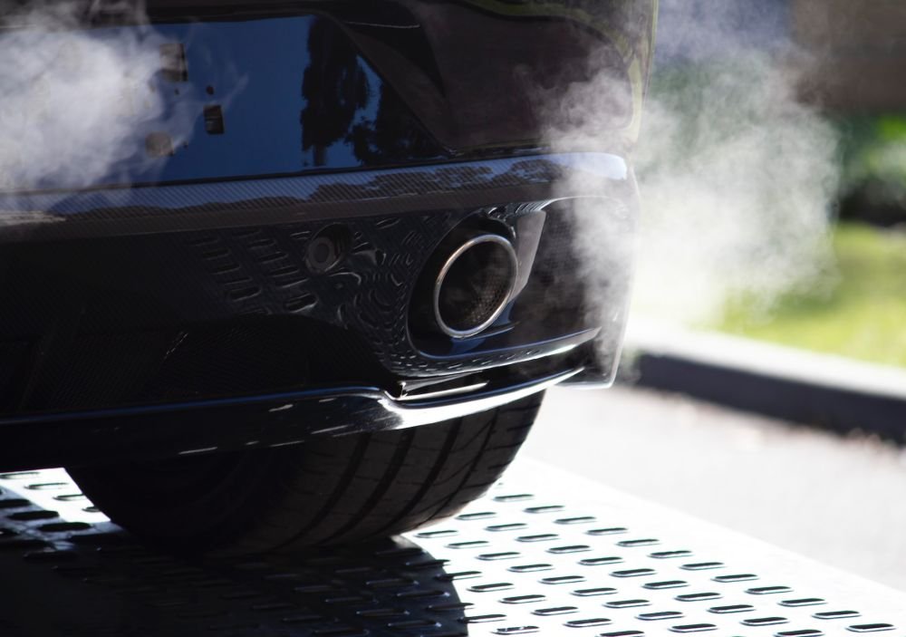 Выхлопные газы опаснее для женщин