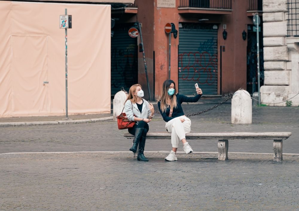 Заболеваемость коронавирусом подскочила на 20%